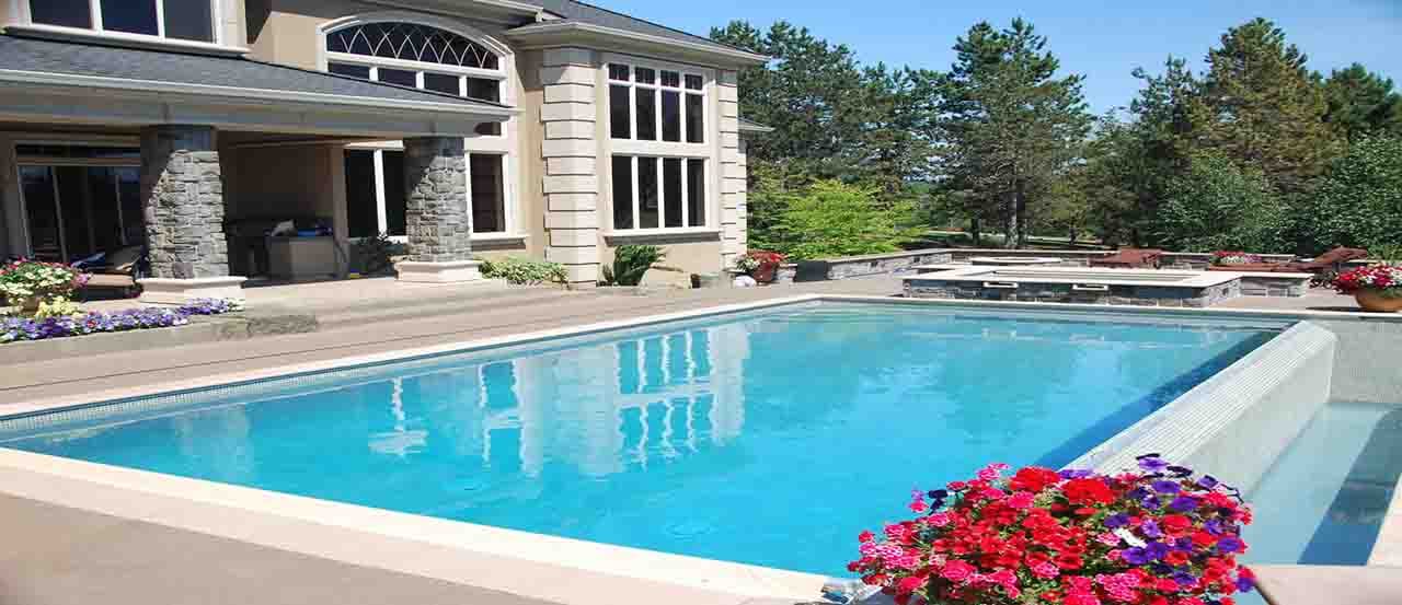Weekly Pool Cleaning photo 1