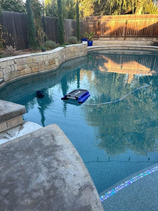 Weekly Pool Cleaning photo 2